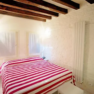 https://ca-di-paolo.hotelinveneto.com