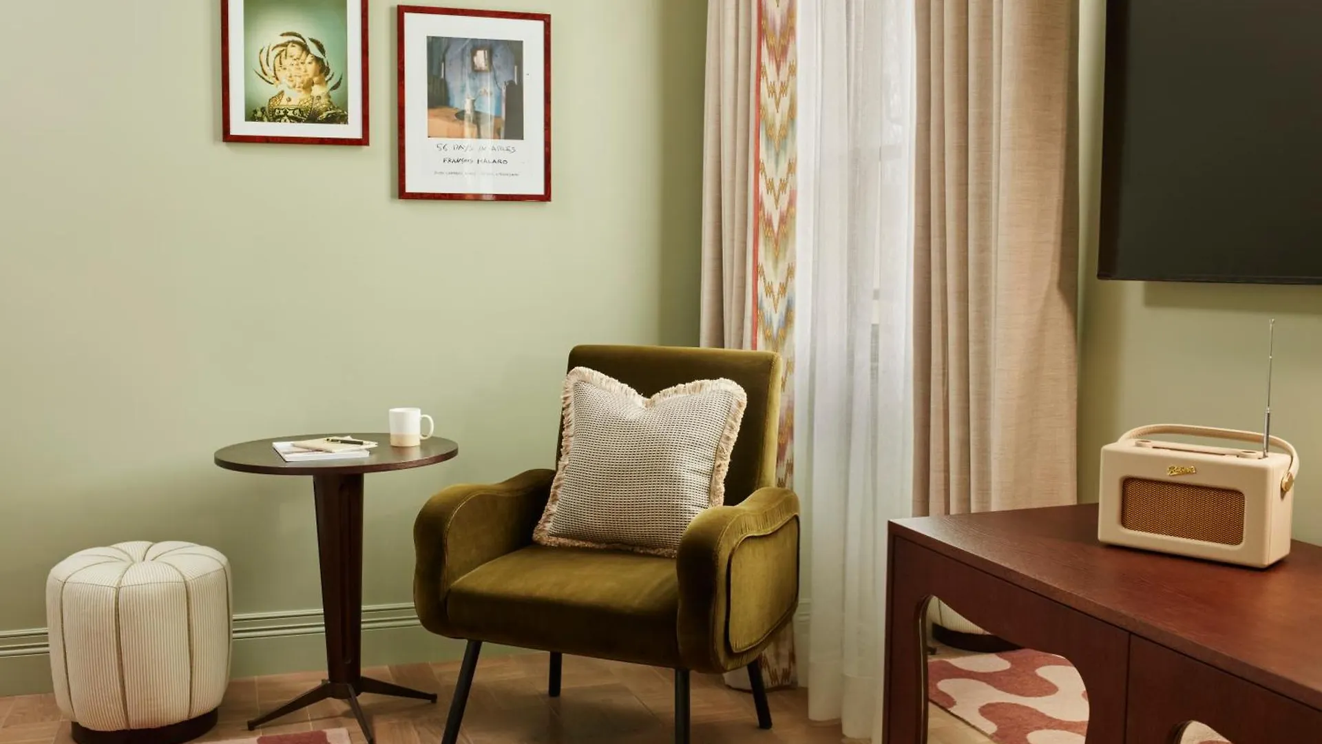 The Hoxton, Firenze 4*,  Italia